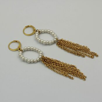 Women's Pendant Earrings with White Pearls and Gold Chain
