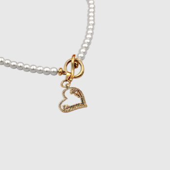 Women's Necklace With White Pearls, Gold Heart And Zircon Stones