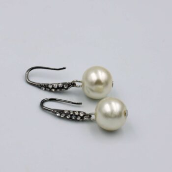 Black Nickel Earrings with Pearl